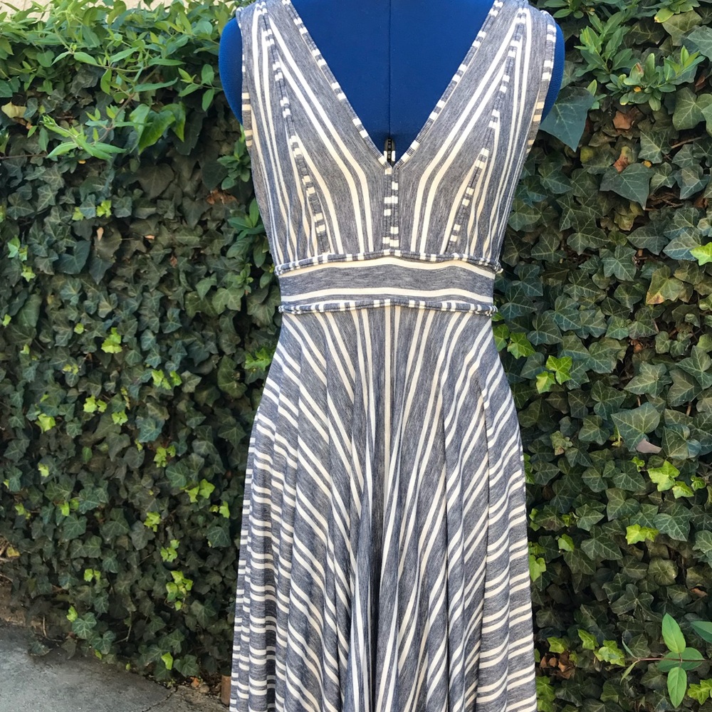 Max Studio blue and white dress S